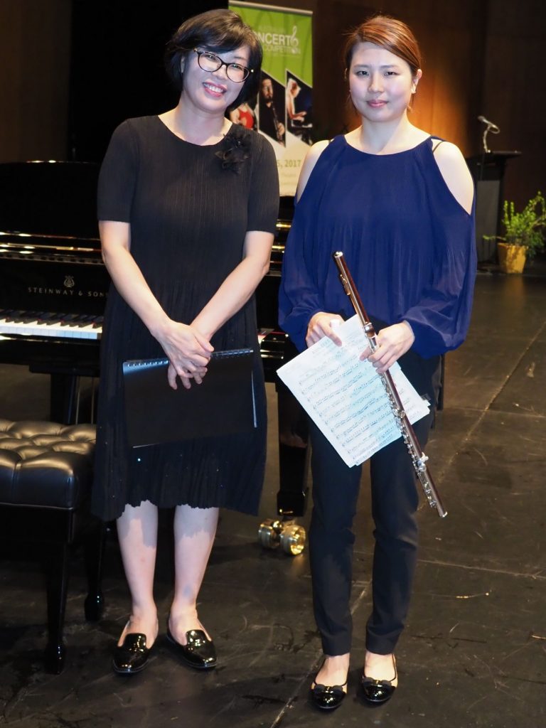 Hyun-Joo Lee, Molendinar with accompanist Helen Han